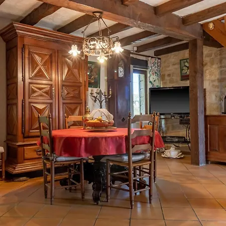 Maison Authentique A St-Cyprien Prázdninový dům *